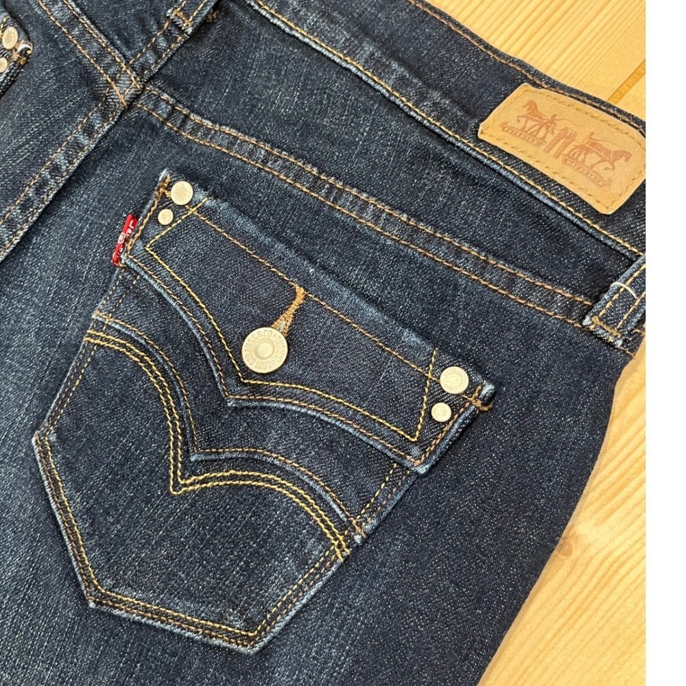 Levis 505 Straight Leg Jeans Womens 6M Dark Wash Flap‎ Pocket Denim W28 L32